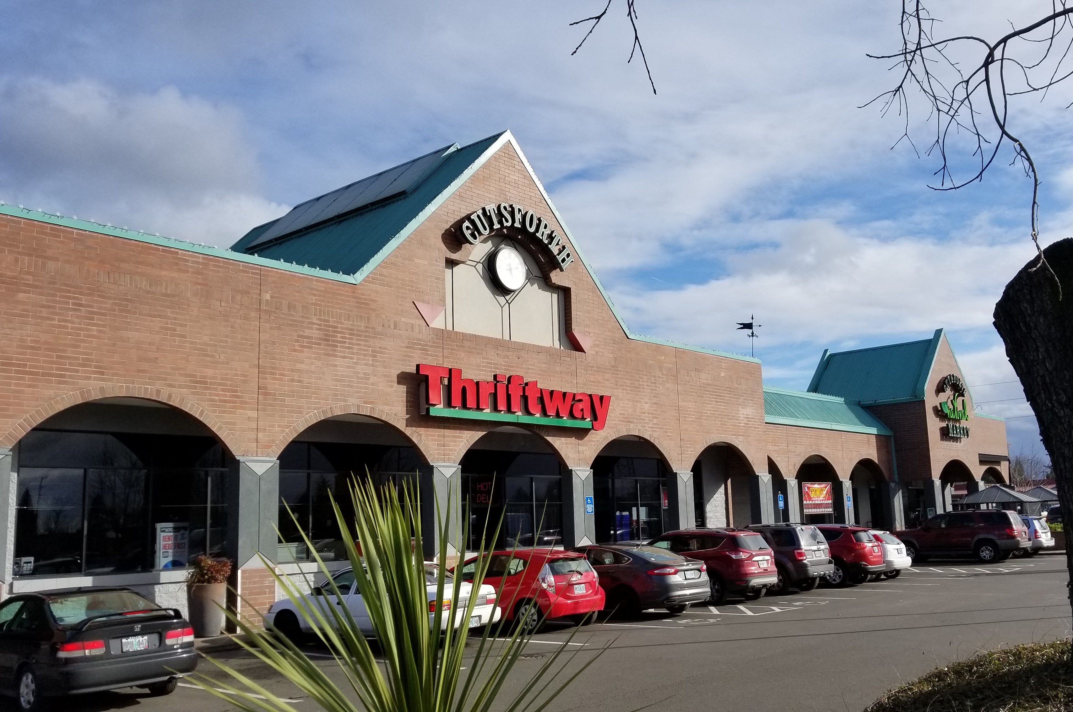 Cutsforth’s Thriftway Canby OR